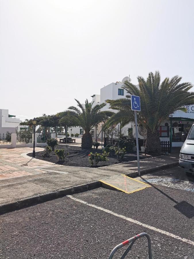 Calypso, Apartamento Completo Con Vistas Al Mar Y A La Piscina En Costa Teguise Extérieur photo