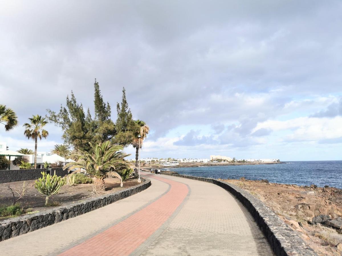Calypso, Apartamento Completo Con Vistas Al Mar Y A La Piscina En Costa Teguise Extérieur photo